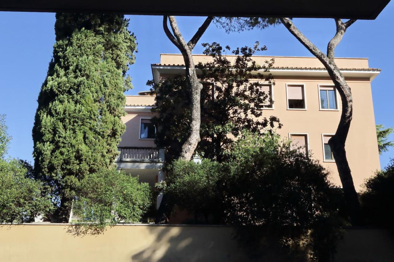 Druso Dream Apartment Colosseo Řím Exteriér fotografie